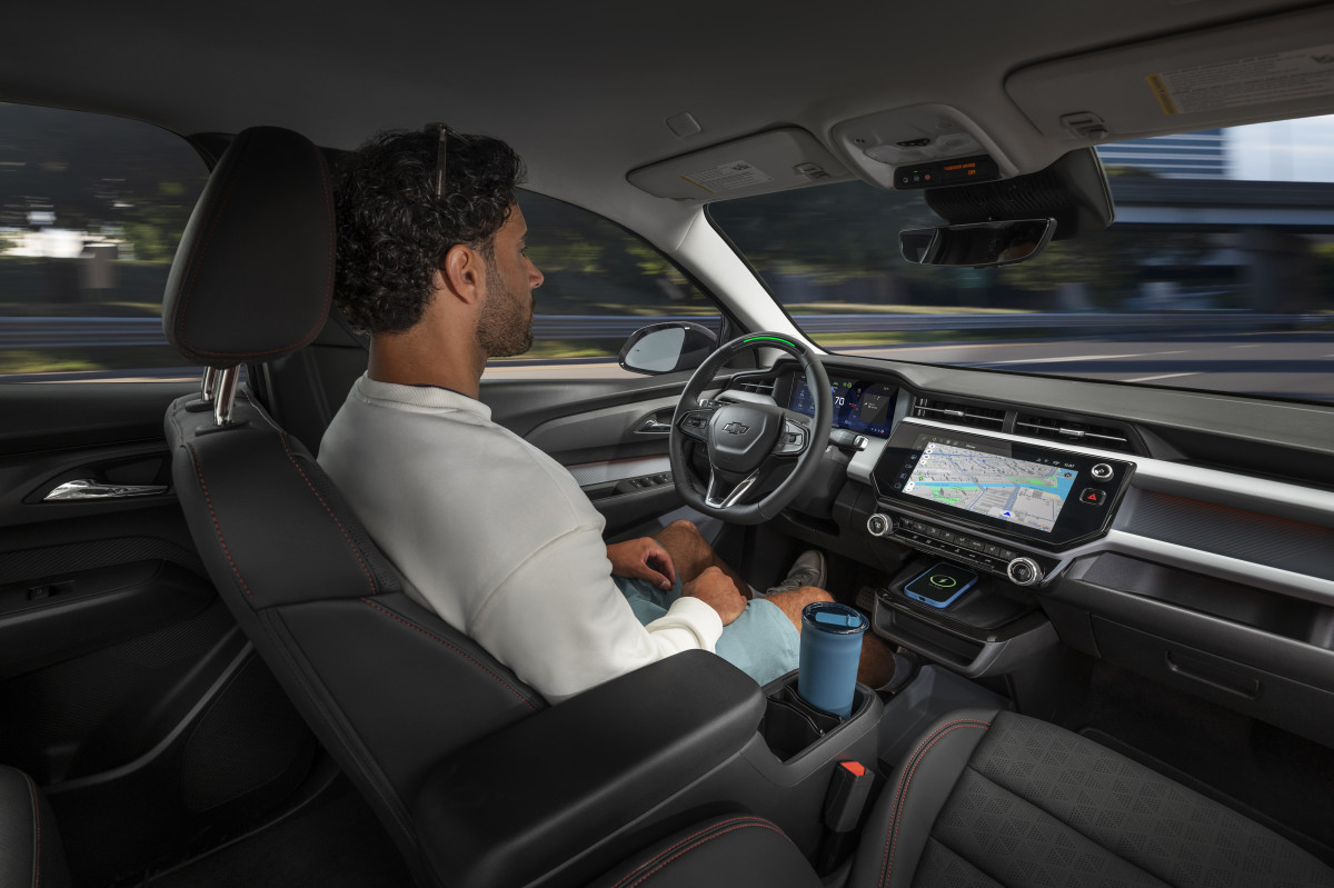 Chevrolet Bolt 2027: il prezzo dell’innovazione a mani libere