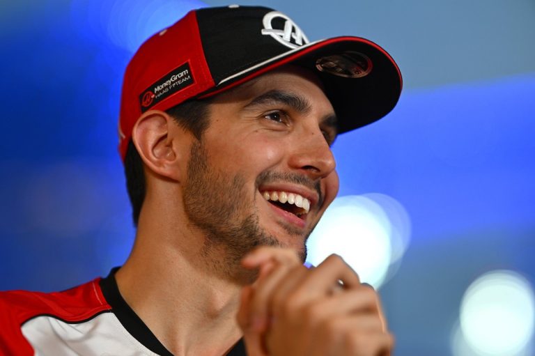 Esteban Ocon si rilancia ad Abu Dhabi: ritorno su una fine stagione esplosiva