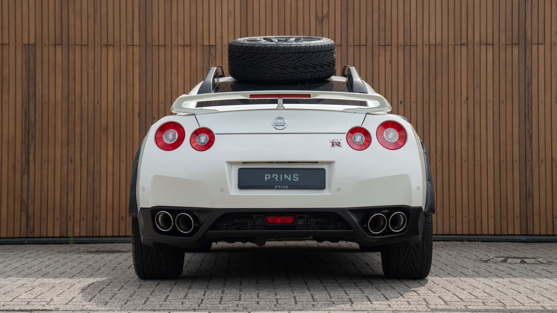 La Nissan GT-R per il tutto-terreno