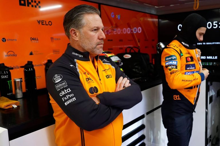 McLaren in difficoltà: l’errore che costa caro a Brown e ai suoi piloti