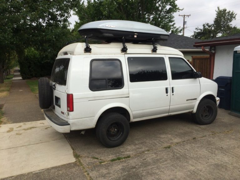 Chevrolet Astro Van: Il Van Compatto che Ridà Vita all'Overlanding