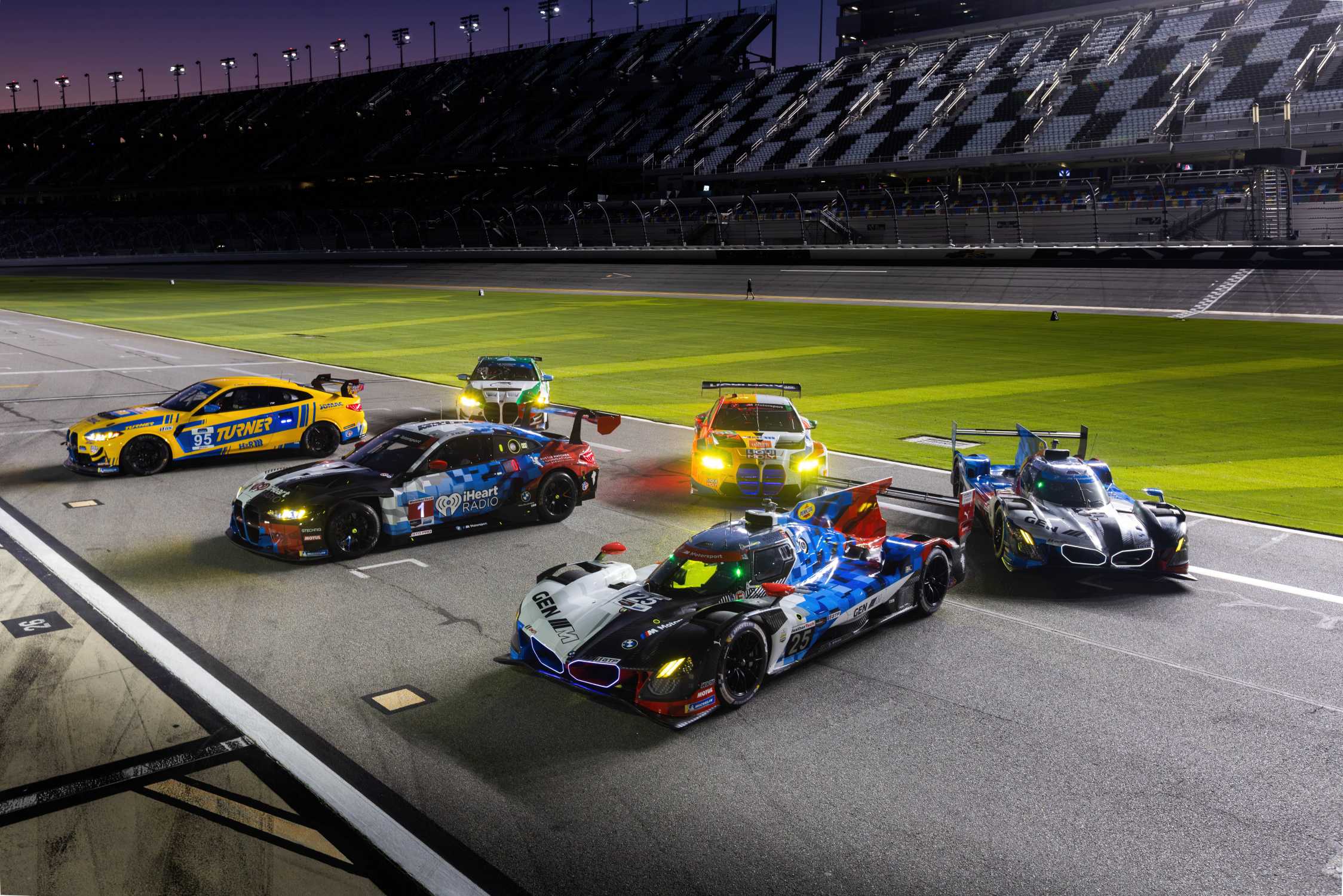 BMW M Motorsport si prepara per la 24 Ore di Daytona 2026.