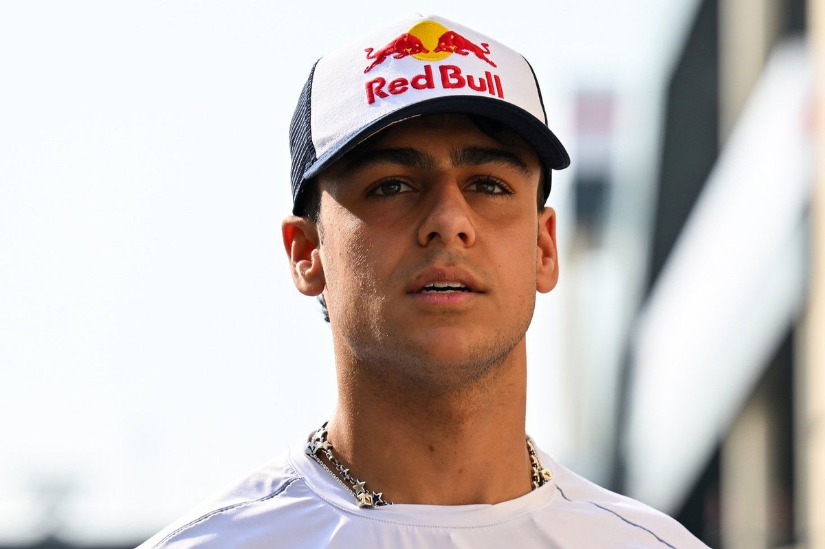 Arvid Lindblad: Un rookie di fronte a una sfida colossale in Formula 1