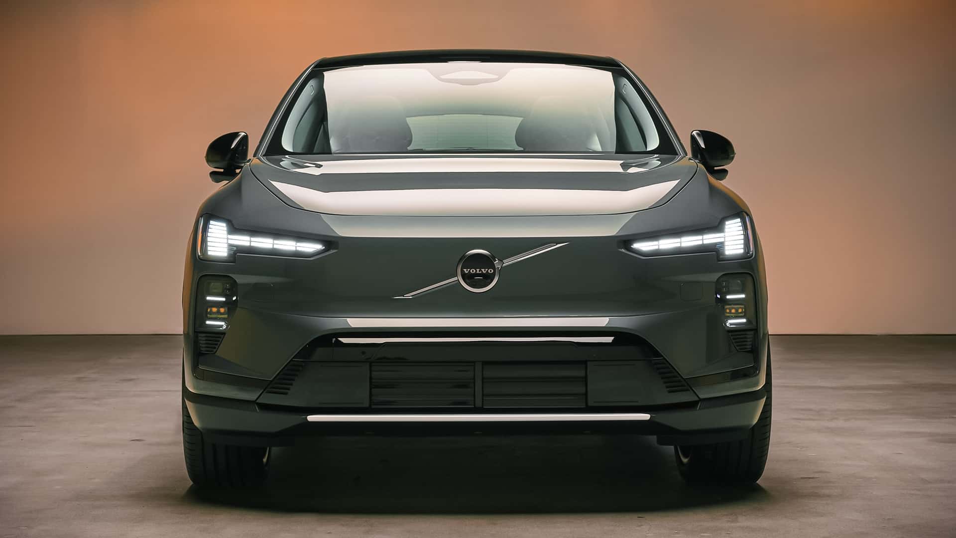 Volvo rivoluziona la tecnologia delle cinture di sicurezza per un futuro più sicuro