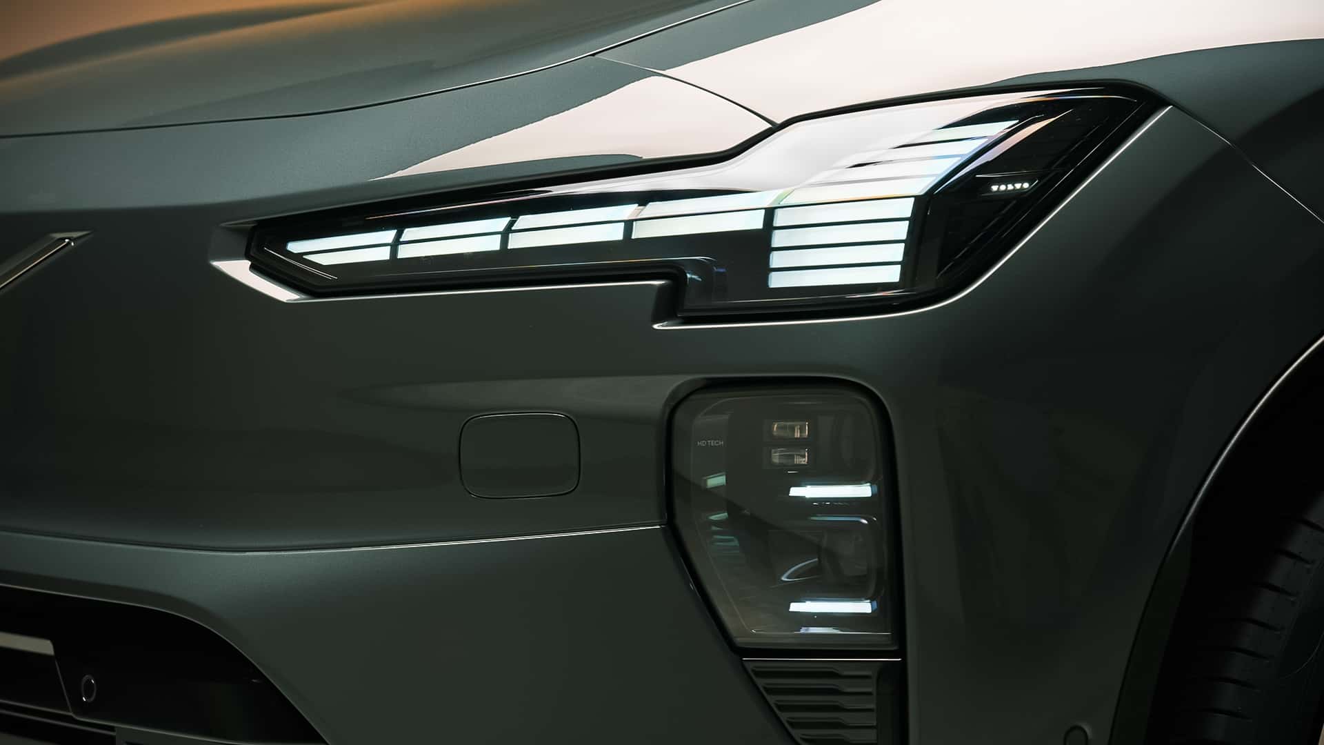 Volvo rivoluziona la tecnologia delle cinture di sicurezza per un futuro più sicuro