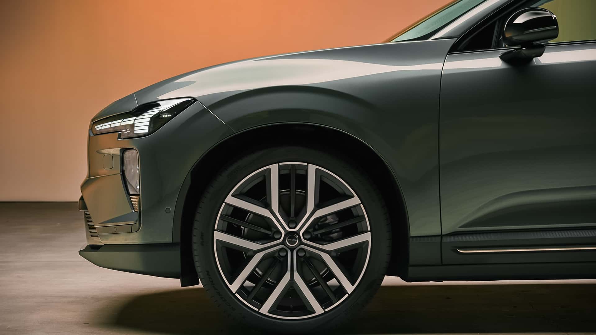 Volvo rivoluziona la tecnologia delle cinture di sicurezza per un futuro più sicuro