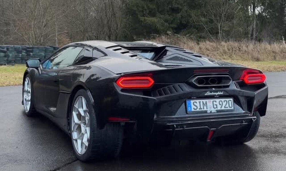 Il sistema di scarico aftermarket trasforma la colonna sonora della Lambor…