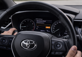 Toyota Corolla comment réinitialiser le voyant entretien