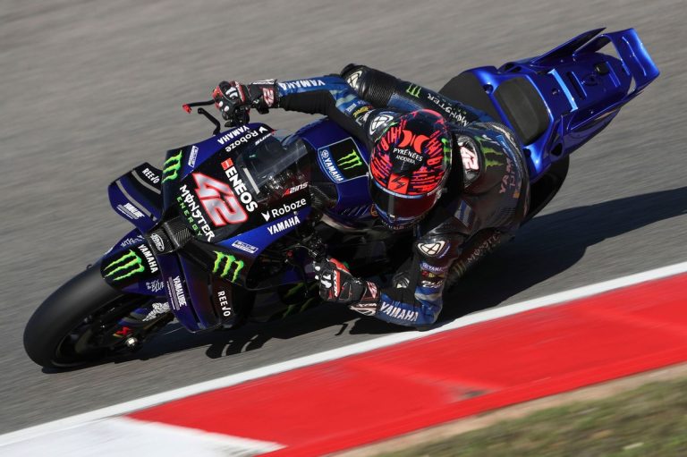 Yamaha: Rins in un Punto di Inflessione Cruciale con il V4, Speranza di un…