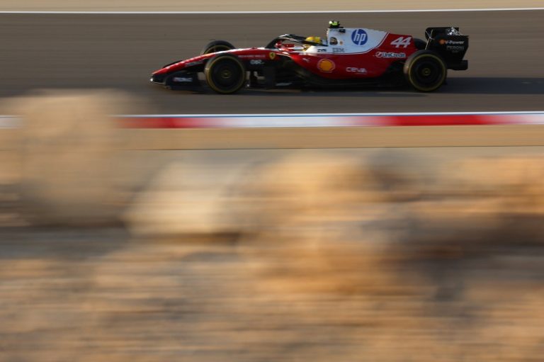 McLaren sotto pressione: la sfida di Ferrari e Mercedes si fa intensa