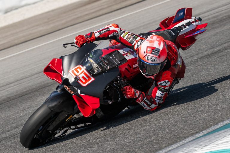 Marc Márquez di fronte alle sfide aerodinamiche della Ducati a Sepang