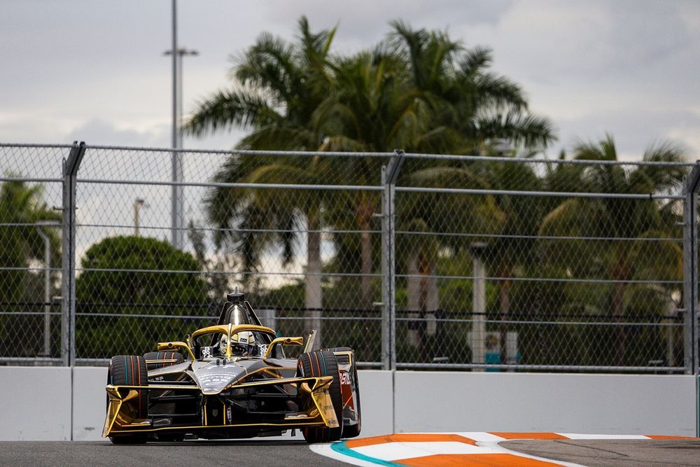 Pioggia e Prestazioni: DS Penske Testato a Miami
