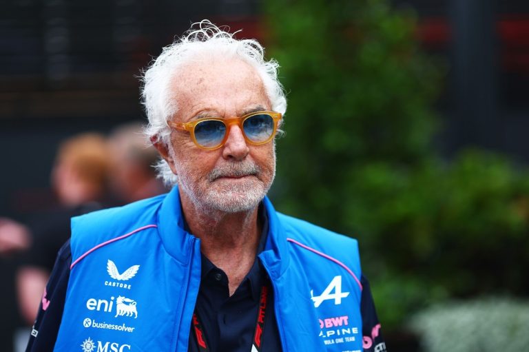 Mercedes valuta un investimento in Alpine F1 mentre la Formula 1 evolve