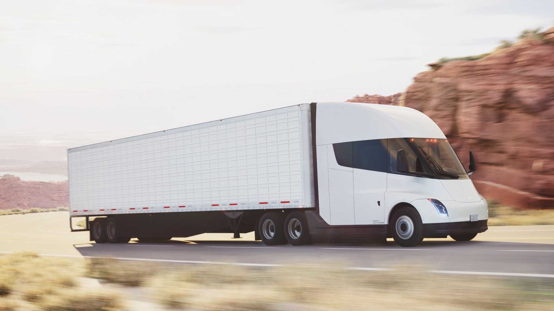 Il primo Megacharger pubblico di Tesla Semi delude le promesse di potenza