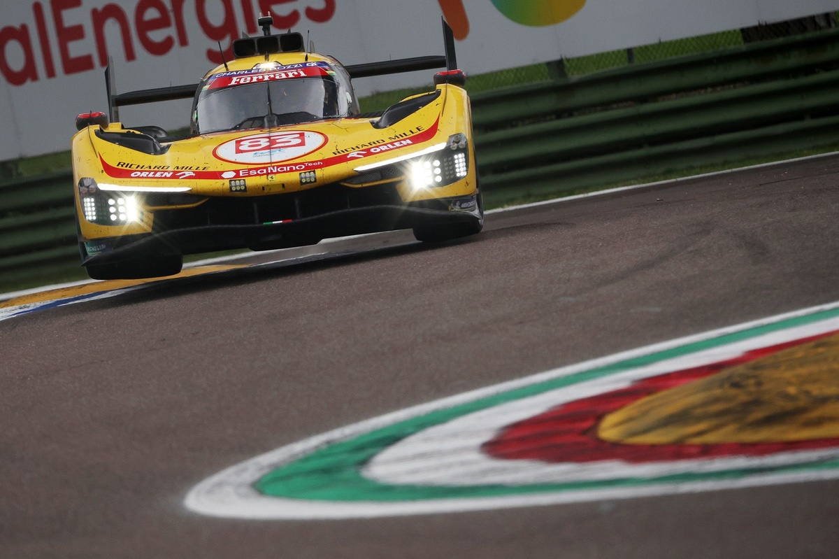 Ferrari domina ancora a Imola, rivalità intensa in avvicinamento