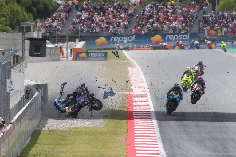 MotoGP: Álex Márquez, un miracolato dopo il crash di Barcellona