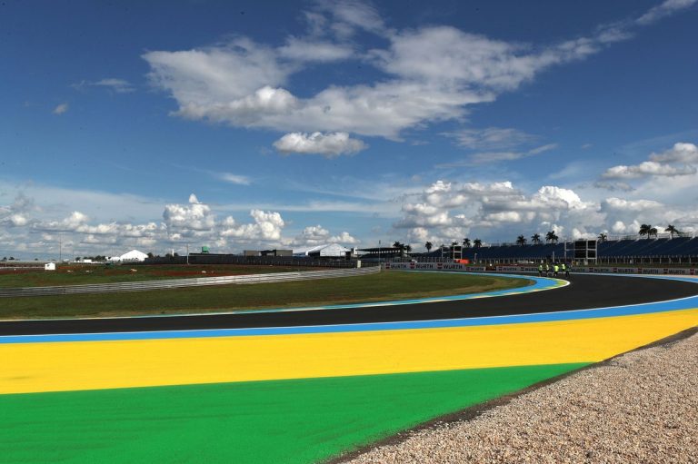 MotoGP: una moto per pilota dal 2027 per tagliare i costi?