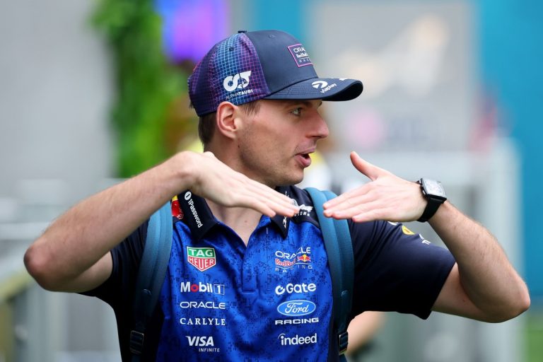 Verstappen, la F1 2027 lo convince a restare: "Un passo nella direzione…