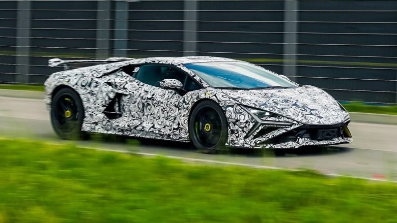 Lamborghini Revuelto SV: anteprima esclusiva per i clienti VIP il 13 giugno