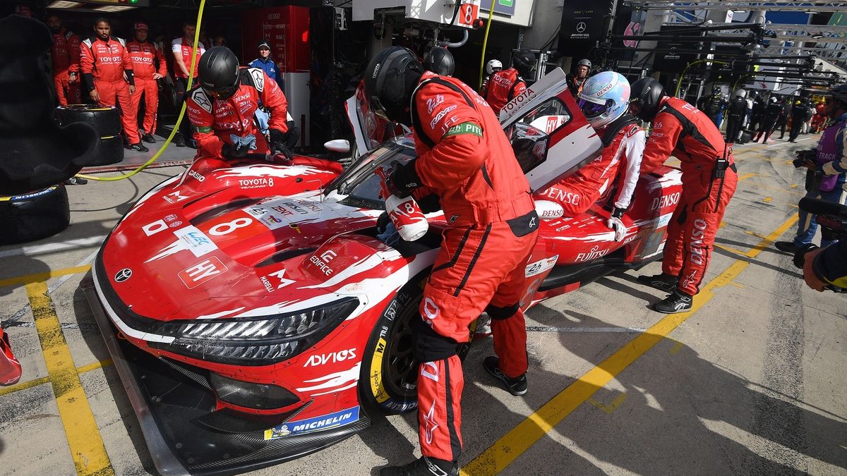 24 Ore di Le Mans 2026: Toyota n°8, la vittoria sfumata tra penalità e…