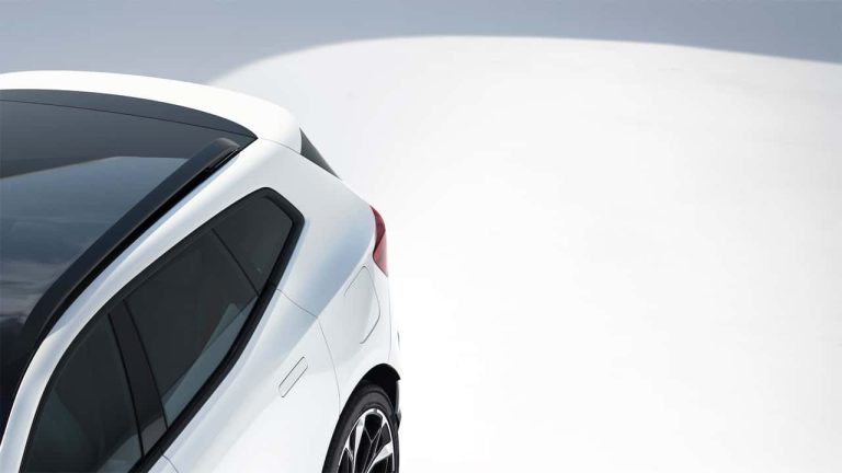 Il nuovo SUV Polestar inizia a mostrarsi