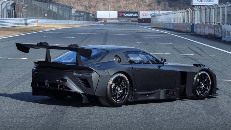 Sentite il ruggito V8 biturbo di questa Toyota da corsa! [VIDEO]